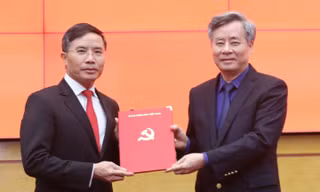 Triển khai quyết định của Ban Bí thư về công tác cán bộ tại Quảng Ninh