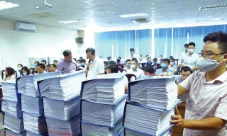 Đề xuất tăng lương chuyên gia lên 80 triệu đồng/tháng