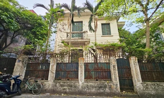 Biệt thự bỏ hoang từng của nguyên Chủ tịch Hà Nội được sử dụng làm trụ sở cơ quan