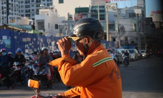 Bác sĩ khuyến cáo nên làm những điều này để tránh mắt bị ảnh hưởng do trời nắng