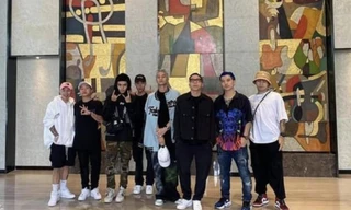 Rap Việt: SpaceSpeaker đăng ảnh chụp cùng team Binz, phải chăng lại sắp có “siêu phẩm”?