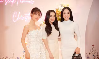 Nhã Phương khoe nhan sắc mặn mà khi đọ dáng cùng Diễm My 9x, Angela Phương Trinh