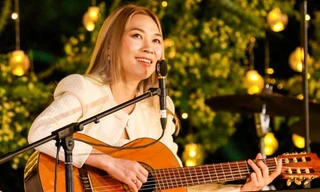 Tay Vớt Ánh Trăng - ca khúc mới của Mỹ Tâm trong "My Soul 1981" leo thang các BXH âm nhạc