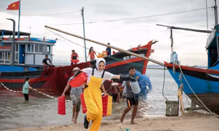 Miu Lê thừa nhận tham lam, muốn MV mới thành công hơn "Vì Mẹ Anh Bắt Chia Tay"