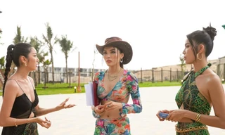 Khiến Hoa hậu Kỳ Duyên không kìm được sự bực bội, Á hậu Thúy Vân phản ứng ra sao?