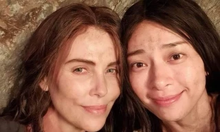 Sau màn cầu hôn, Ngô Thanh Vân nhận lời chúc mừng từ "chị đại" Hollywood Charlize Theron