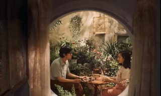 "Em và Trịnh" hé lộ hình ảnh Dao Ánh mơ mộng và 301 lá thư tình Trịnh Công Sơn gửi nàng