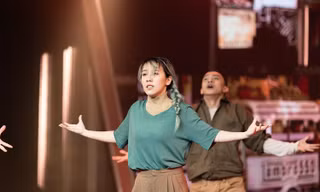 Sàn Đấu Vũ Đạo: Hậu Hoàng nhập vai Hà Lan (Mắt Biếc), chiến thắng với số điểm "đụng nóc"