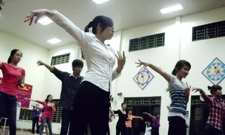 Đua nhau học khiêu vũ