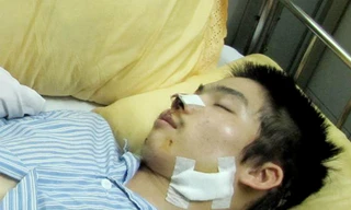 Chém chủ quán để 'bùng' tiền hát karaoke