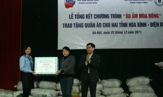 Học viện Ngoại giao trao tặng “Áo ấm Mùa đông”