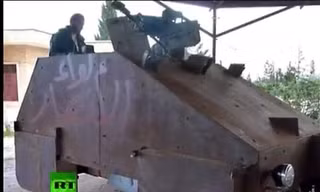 Chiếc xe tăng tự chế từ phế liệu của phiến quân Syria
