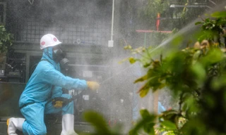 Binh chủng Hoá học khử khuẩn quận Sơn Trà phòng dịch COVID-19