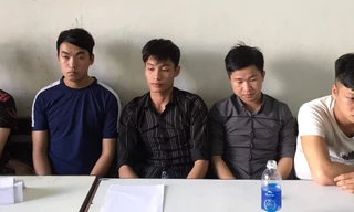 Nhóm thanh niên vùa bị công an bắt giữ