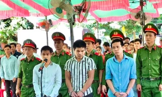 Các bị cáo tại phiên tòa xét xử. Ảnh: M.Q