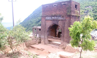 Nhiều thú vị về Hải Vân quan sau khai quật