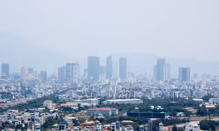 Trong nhiều năm qua, nhiều người dân, doanh nghiệp gặp khó khăn sau khi Thanh tra Chính phủ có kết luận yêu cầu Đà Nẵng xử lý đối với những trường hợp xác định thời hạn sử dụng đất không đúng quy định. Ảnh: Nguyễn Thành