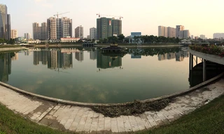 Hồ điều hoà công viên trăm tỷ mới khánh thành đã nổi váng, bốc mùi