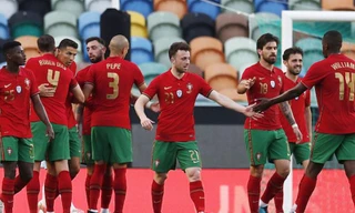 Hungary - Bồ Đào Nha: 3 điểm cho 'Seleccao'