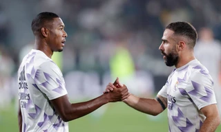 Ngạc nhiên: Messi, Ronaldo vắng mặt trong đội hình U40 đắt nhất thế giới