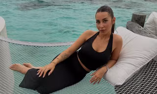 Mê mẩn với nhan sắc bạn gái thủ môn đội tuyển Tây Ban Nha