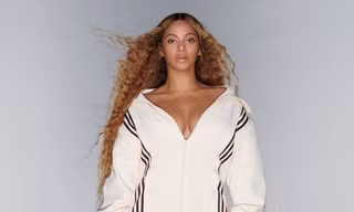 "Ong chúa" Beyoncé kêu gọi mọi người sống lạc quan, đặt niềm tin vào tương lai tốt đẹp