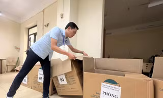 Hà Nội: Ngày thi đầu tiên, 4 thí sinh bị kỷ luật vì mang điện thoại vào phòng thi 
