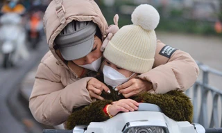 Hà Nội rét đậm, học sinh đi học, nghỉ học như thế nào?