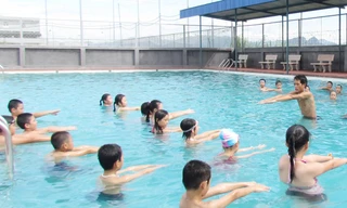 Vĩnh Phúc yêu cầu học sinh ký cam kết không đi bơi một mình