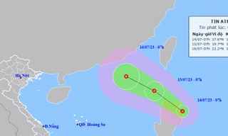 Áp thấp nhiệt đới sắp vào Biển Đông