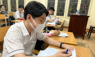 Nhiều trường THPT công lập trung bình 3,4 điểm/ môn cũng đỗ.