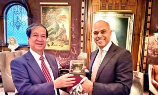 Hợp tác đưa tiếng Anh trở thành ngôn ngữ thứ hai trong trường học