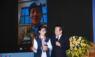 Chia sẻ xúc động của nữ sinh có mẹ tham gia gìn giữ hòa bình ở Nam Sudan