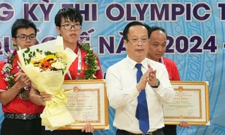Hà Nội thưởng 300 triệu đồng cho học sinh đoạt Huy chương vàng quốc tế