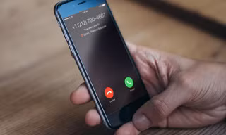 Nhận cuộc gọi lừa đảo, xử lý như thế nào?