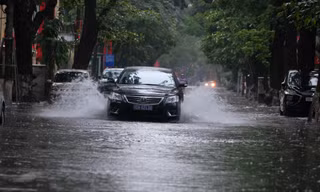 Miền Bắc mưa dông trước khi đón đợt nắng nóng mới