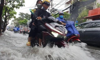 Miền Bắc mát mẻ trước khi đón đợt mưa dông mới, Nam Bộ và Trung Bộ mưa rất to