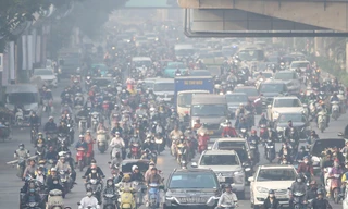 Lên phương án cấm một số ô tô, xe máy ở Hà Nội, TPHCM 