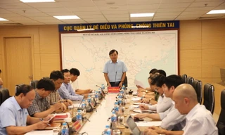 Mưa bão rất bất thường ở miền Trung, huy động 500.000 người ứng phó