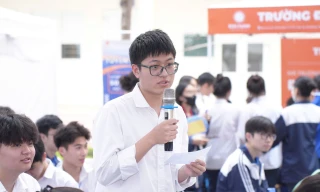 Học sinh lớp 12 cần làm gì để không 'lạc lối' khi chọn ngành nghề?