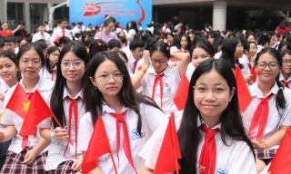 Cấp xã quản lý hoạt động dạy thêm, học thêm, rà soát việc chọn sách giáo khoa