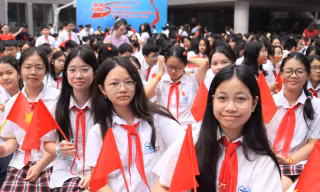 Cấp xã quản lý hoạt động dạy thêm, học thêm, rà soát việc chọn sách giáo khoa