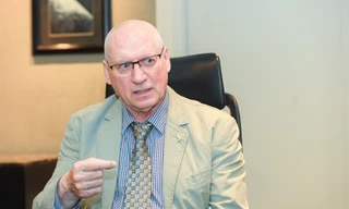 Chuyên gia hàng đầu thế giới lý giải nguyên nhân đột quỵ gia tăng ở người trẻ Việt Nam