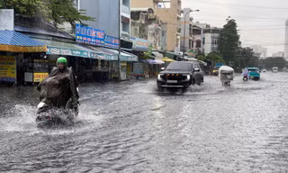 Miền Bắc tiếp tục giảm nhiệt; miền Trung, Nam Bộ đề phòng mưa dông mạnh