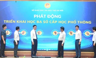 Chuyển học bạ số tạo điều kiện thuận lợi cho phụ huynh 