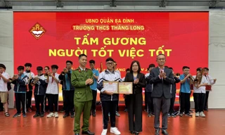 Học sinh Thủ đô dũng cảm bắt cướp