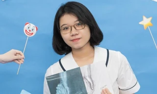 2 thí sinh cùng đạt mức điểm 28,7 ở tổ hợp D01