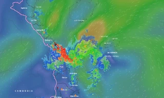 Vùng áp thấp có thể mạnh lên thành áp thấp nhiệt đới, đổ bộ miền Trung