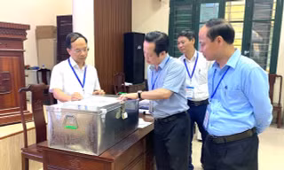 Hà Nội sẽ kiểm tra công tác bổ nhiệm cán bộ, chế độ lương thưởng của giáo viên 