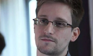 Edward Snowden sẽ giúp Đức điều tra NSA nếu được cấp tị nạn chính trị